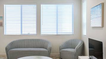 House, Multiple Beds, Patio, Garden View (3082 Pomona) | Living area | 42-inch flat-screen TV with digital channels