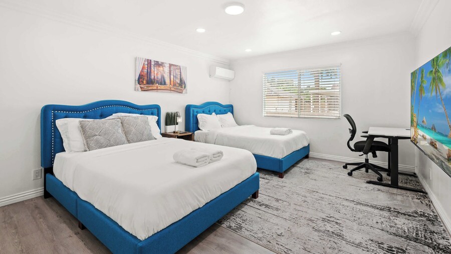 Spacious & Bright Home Fully Equipped