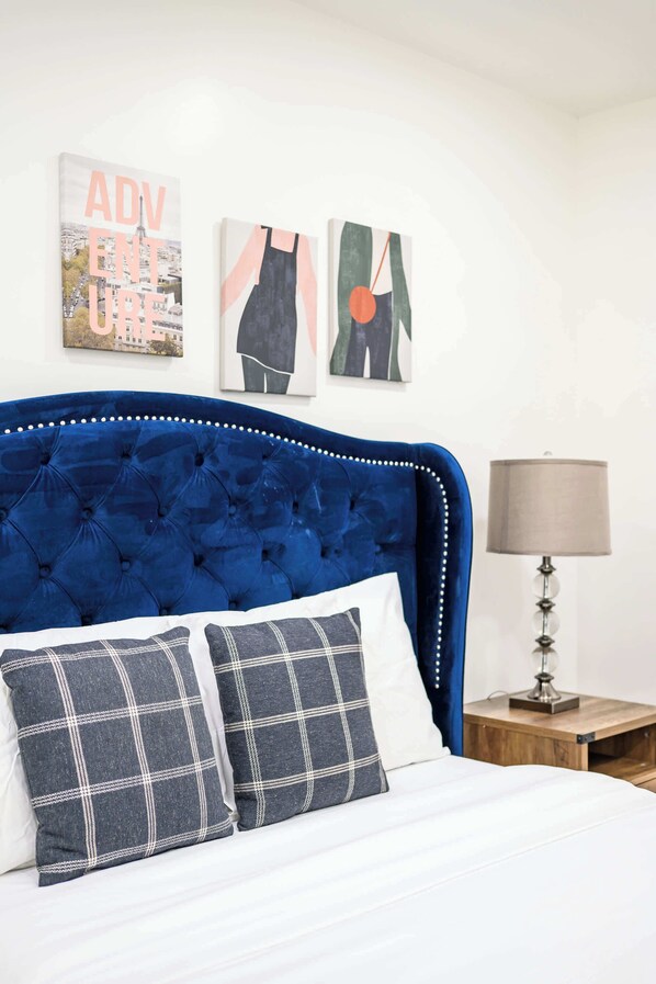 2 habitaciones, decoración personalizada y muebles diferentes