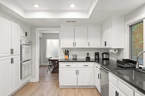 House, Multiple Beds, Pool Access, Garden View (16020-2 Hacienda) | Private kitchen | Fridge, microwave, oven, stovetop