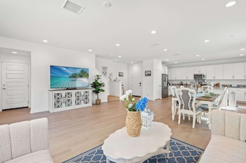 Spacious 5BR Getaway w Game Room & Modern Comfort