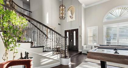 Luxury Pool Home w Theater Games & Mountain View