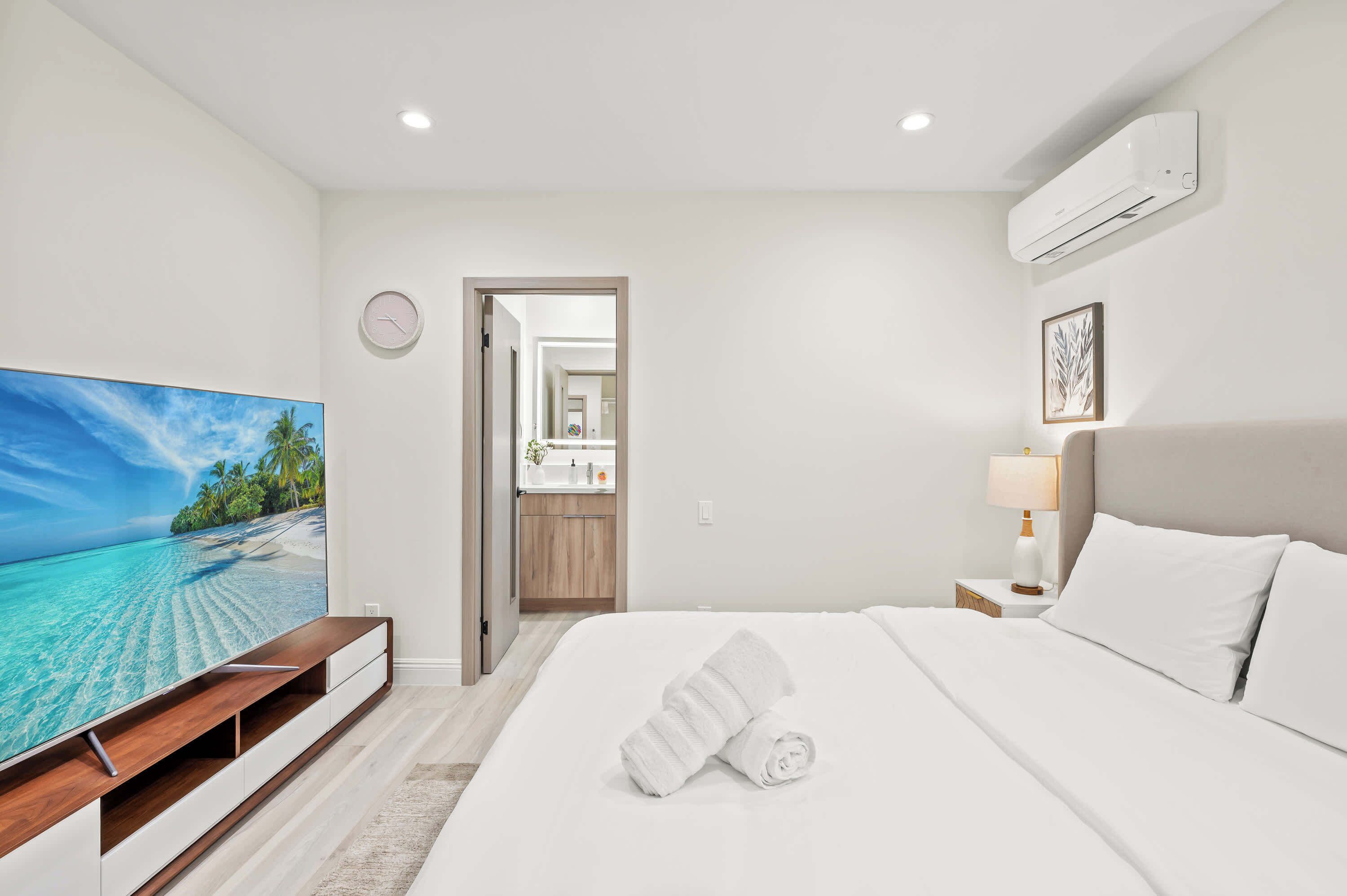 House, Multiple Beds, Patio, Garden View (325 A-2 West Covina ) | 3 bedrooms, free WiFi