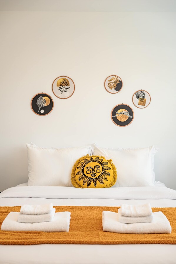 3 室のベッドルーム、WiFi (無料)