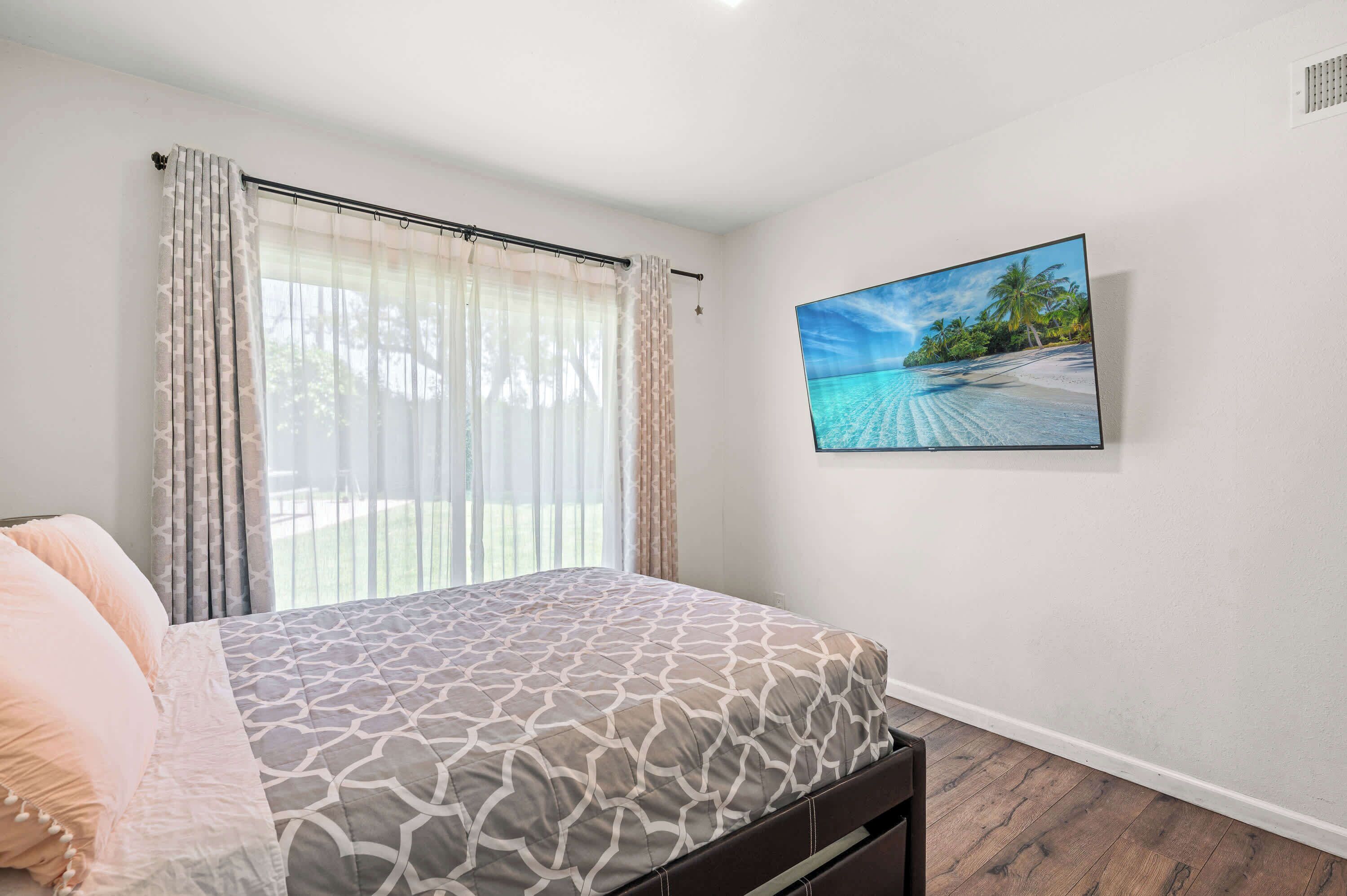 House, Multiple Beds, Patio, Garden View (1131 West Covina) | 4 bedrooms, individually decorated, individually furnished, bed sheets