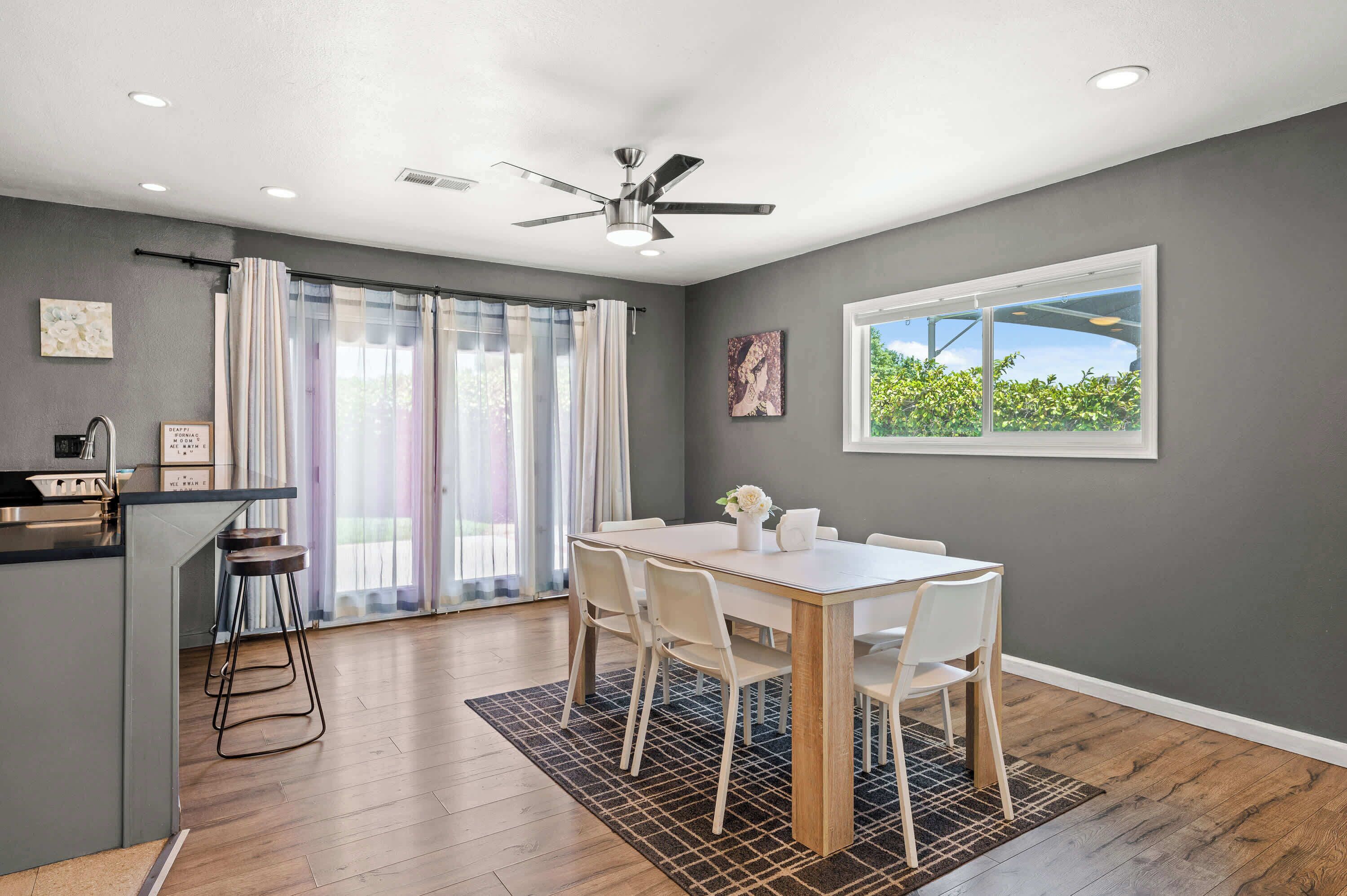 House, Multiple Beds, Patio, Garden View (1131 West Covina) | Dining