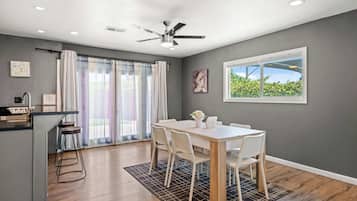 House, Multiple Beds, Patio, Garden View (1131 West Covina) | Dining