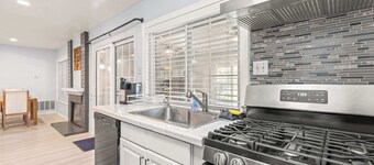 Perfect Family Getaway w Garden Near ONT Airport