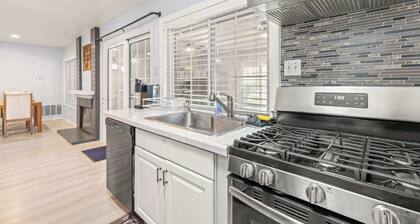 Perfect Family Getaway w Garden Near ONT Airport