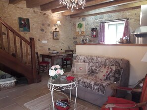 TV, DVD player, books