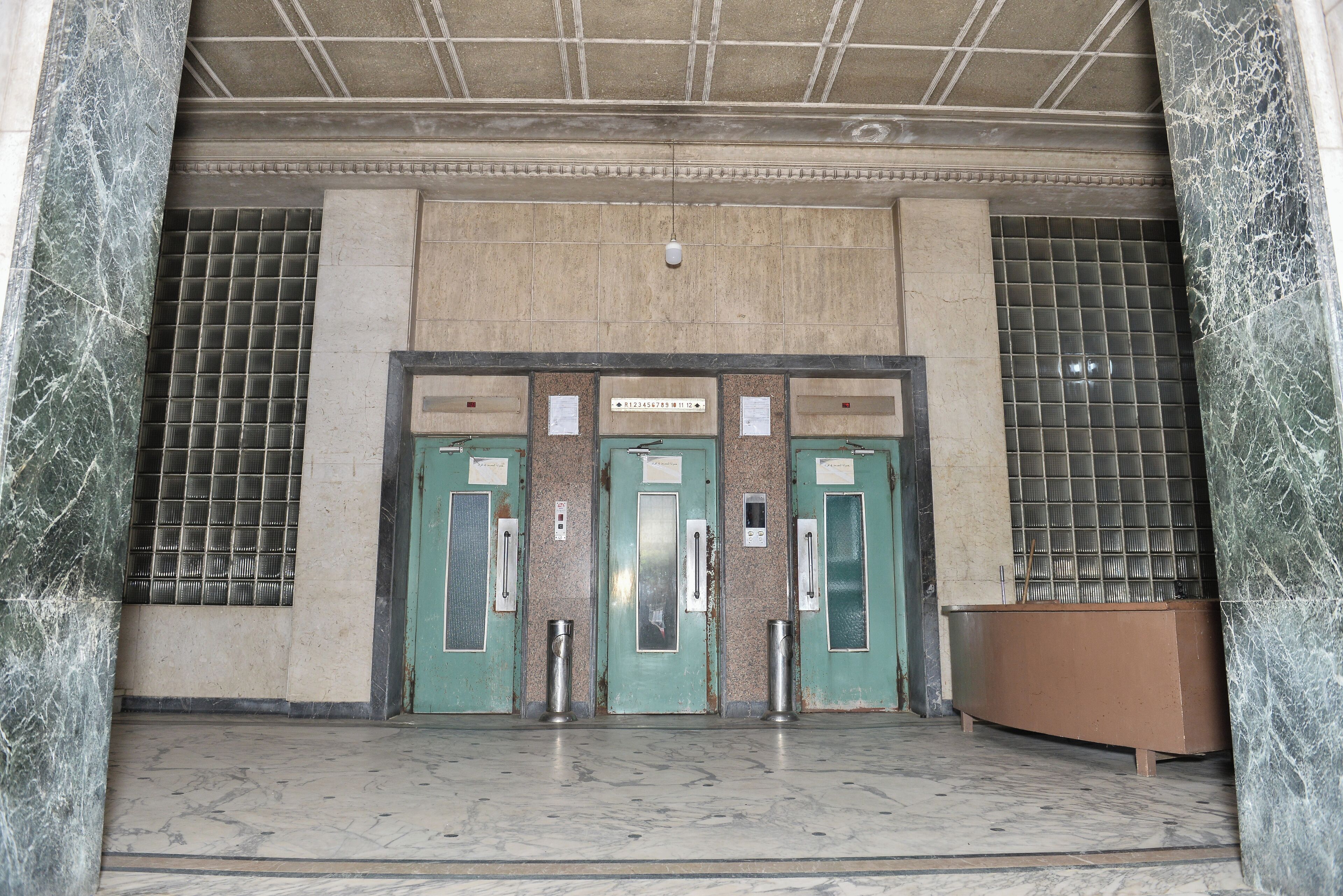 Pintu masuk interior