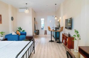 1 bedroom, iron/ironing board, free WiFi, bed sheets