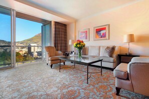 Living area - Taj Cape Town - 2 bedroom Hotel Suite with amazing Table Mtn views (Cape Town)