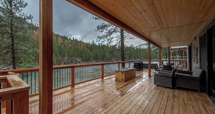 Modern Sanctuary at Emerald Bend