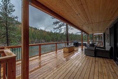 Modern Sanctuary at Emerald Bend