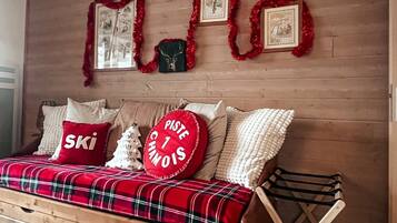 1 camera, ferro/asse da stiro, Wi-Fi