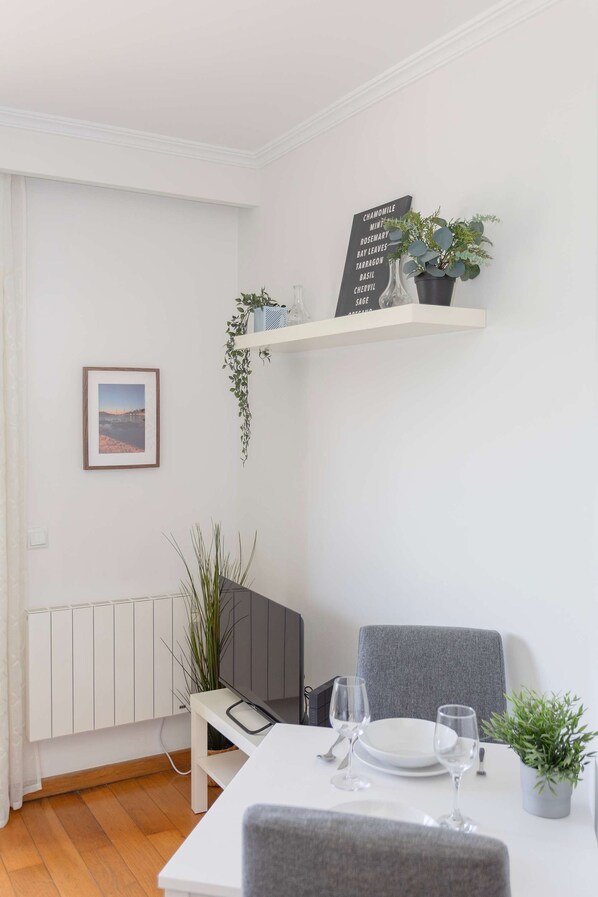 Apartment | 1 bedroom, Internet