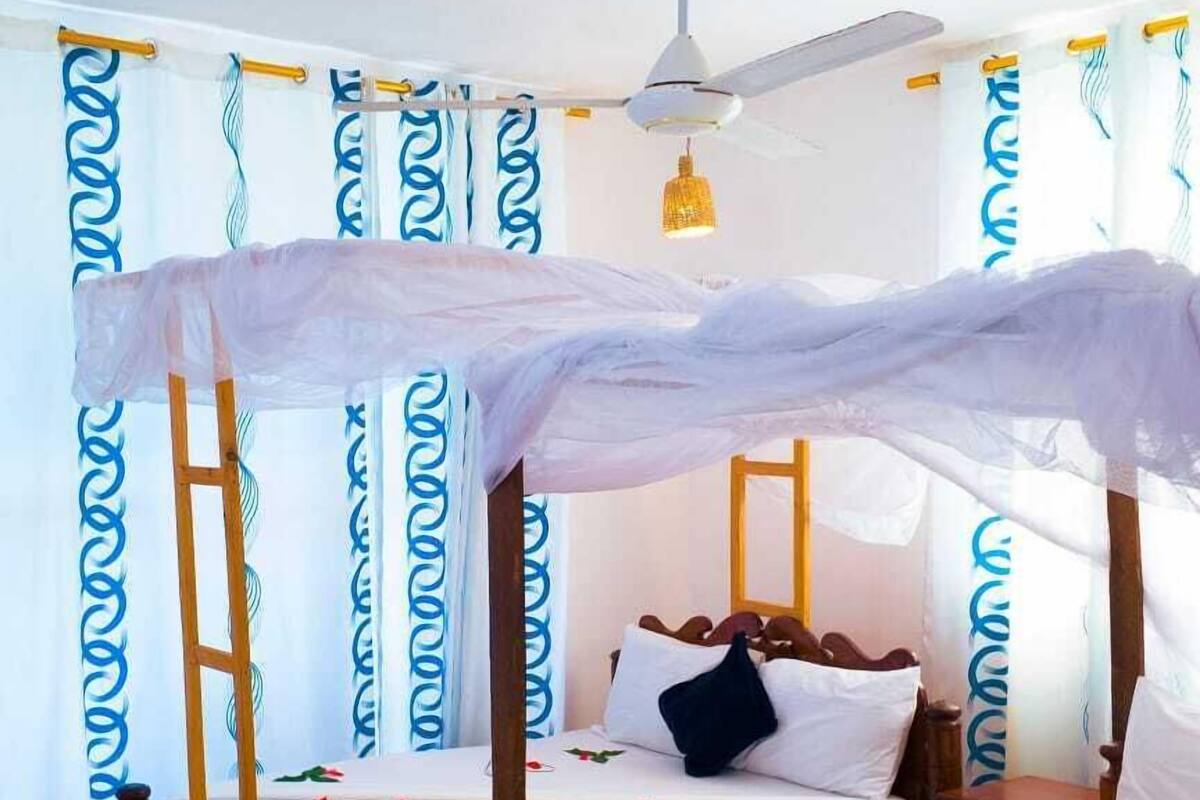 Habitación cuádruple exclusiva | Tabla de planchar con plancha y wifi gratis