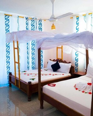 Exclusive-Vierbettzimmer | Bügeleisen/Bügelbrett, kostenloses WLAN