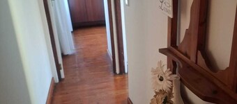 Flat 1 @ 33 On Loop, Ladybrand - Cosy 2 Bedroomed, 2 Bathroom, Lounge & Kitchen.