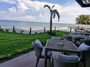 Apartamento, 1 quarto, acessível, sacada | Opções para refeição ao ar livre