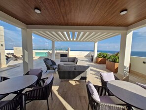 Apartment, 1 Bedroom, Accessible, Balcony | Lounge