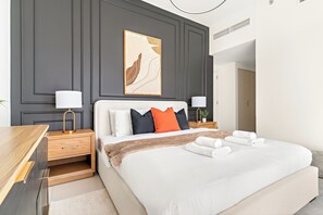 Senior Apartment | Egyptian cotton sheets, premium bedding, memory foam beds, in-room safe