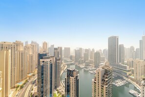 Standard Apartment | Balcony - Silkhaus Amwaj 4 (Dubai)