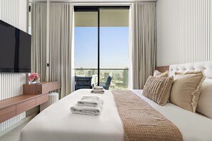 Signature Apartment | City view