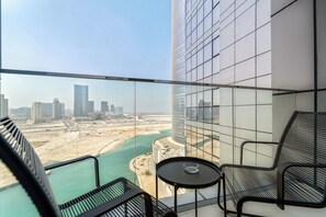 Executive Apartment | Balcony