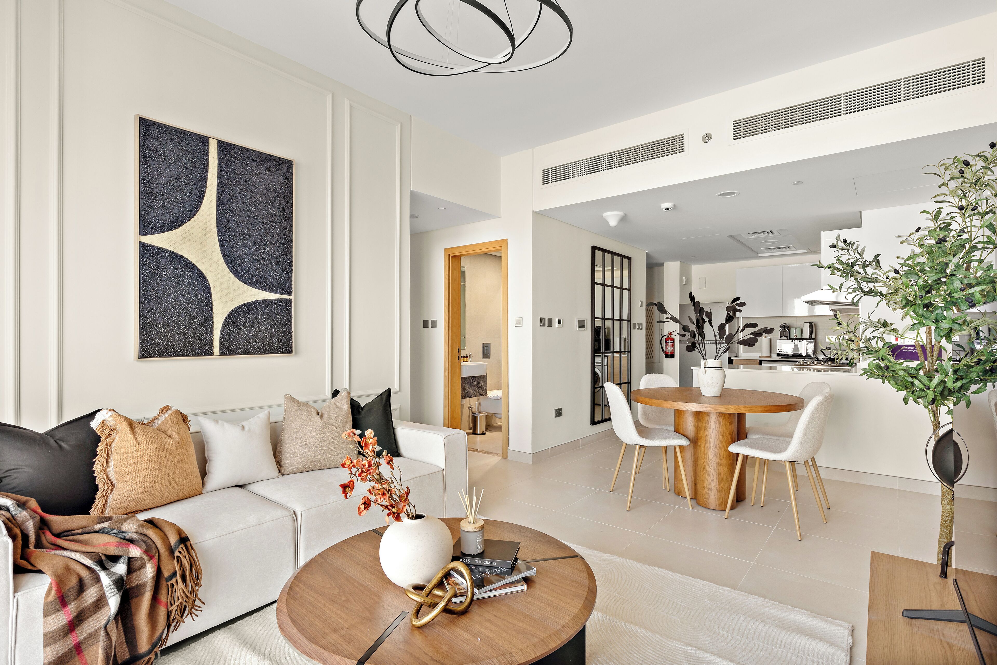 Leilighet – exclusive | Oppholdsområde | En 50-tommers smart-TV med digitale kanaler