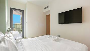 Executive Apartment | Cadar kapas Mesir, peralatan tempat tidur premium, busa memori