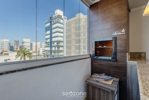 Basic Apartment | Bahagian dalam