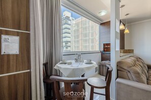 Basic Apartment | Tempat makan