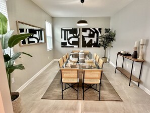 Dining room - Luxurious Retreat Games & More (Kissimmee)