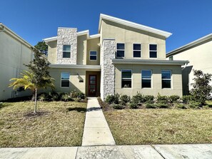 Front of property - Luxurious Retreat Games & More (Kissimmee)