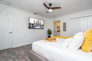 Iron/ironing board, Internet, bed sheets