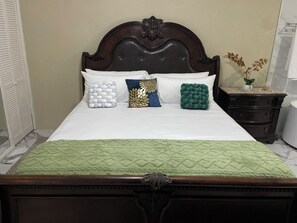 Departamento Deluxe, 3 habitaciones, alberca privada, vista a la ciudad | Tabla de planchar con plancha y wifi gratis 