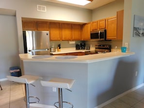 Oven, stovetop, ice maker