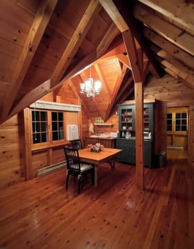 Waterfront Charming Muskoka Cottage