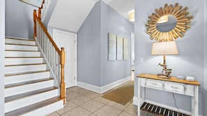 Interior - Three Heron's Roost (Panama City Beach)