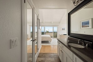 2 多间卧室、上网接入