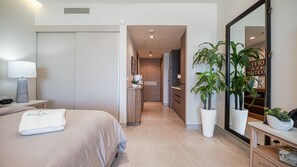 1 chambre, fer et planche à repasser, Wi-Fi gratuit, draps fournis