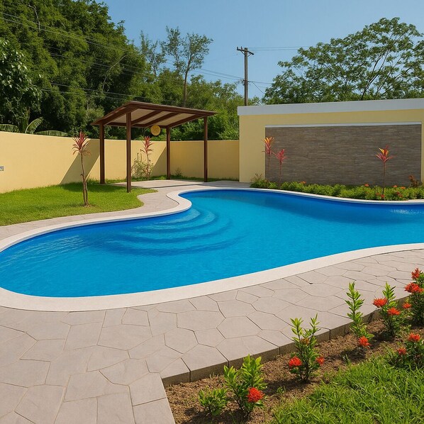 Piscina a l'aire lliure