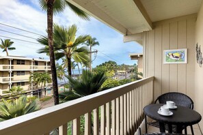 ห้องสตูดิโอสวีท, เตียงควีนไซส์ 1 เตียง, ระเบียง (Kona Bali Kai 362) | รับประทานอาหารกลางแจ้ง