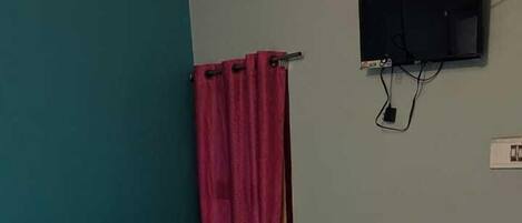 Skrivebord og wi-fi (inkludert)