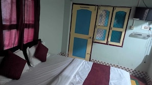 Desk, free WiFi - Baikuntha Dham Bhakta Niwas (Puri)