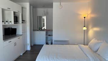 Studio, 1 Doppelbett | Kostenloses WLAN, Bettwäsche