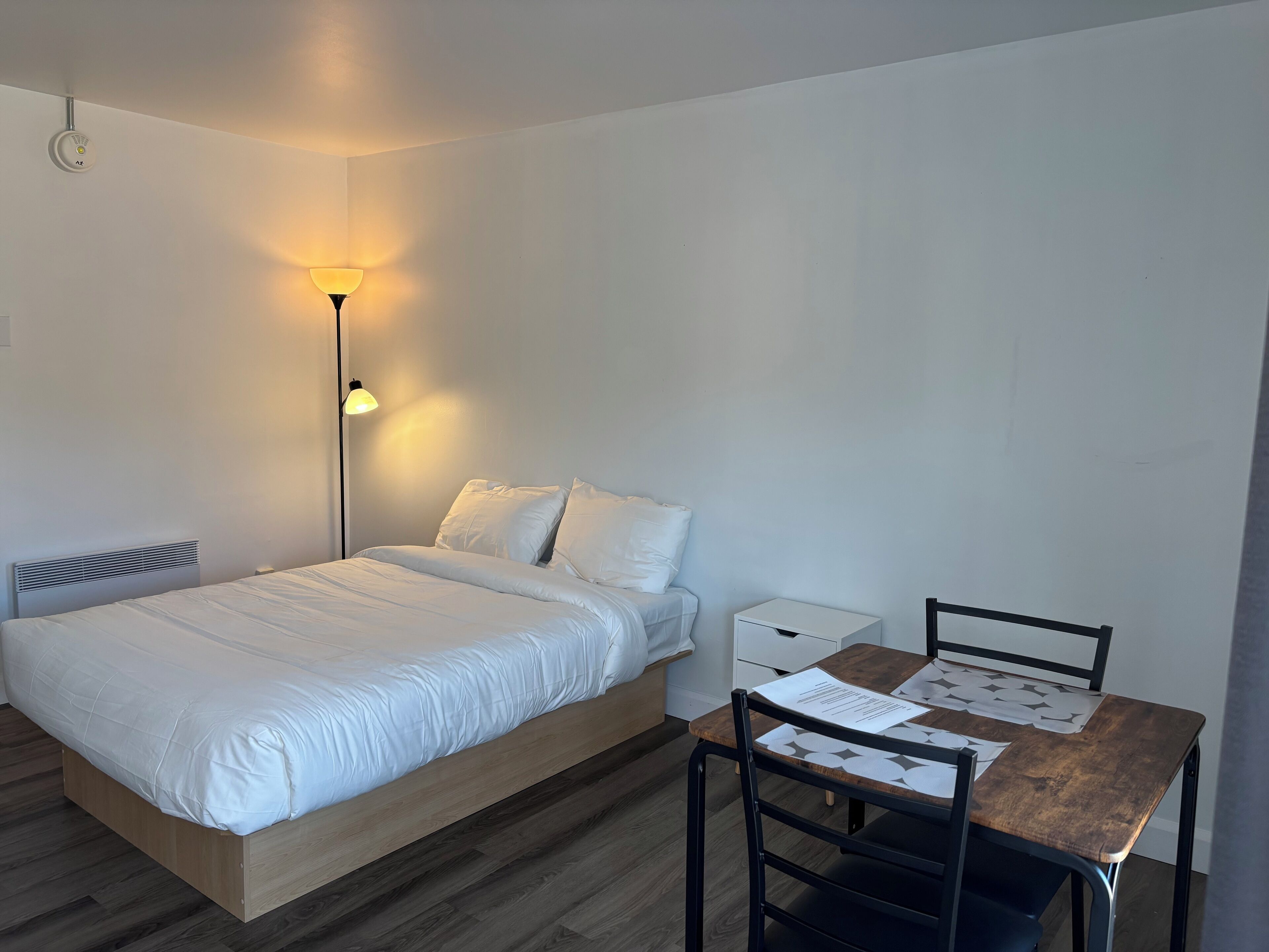 Double Room, 1 Double Bed