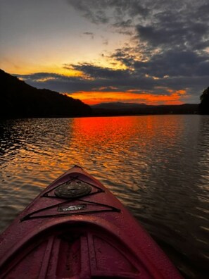 Luokittelematon kuva, 4 kautta 92, painike